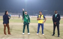 pakistan win toss and elect to field first against sri lanka in 2025 t20i tri series final
