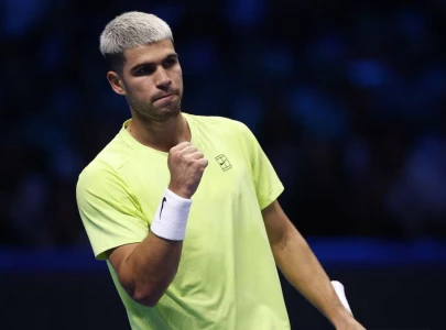 alcaraz and zverev make winning starts at atp finals
