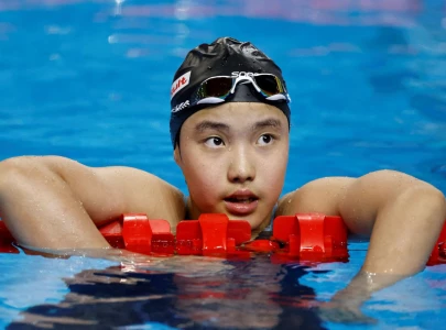 china s 13 year old yu claims first asian record at national games