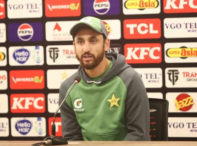 pakistan elect to bowl first against zimbabwe