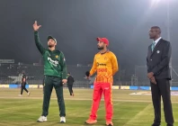 pakistan and zimbabwe captains during the toss at the opening match of tri nation t20i series in rawalpindi on tuesday photo courtesy zulfiqar baig