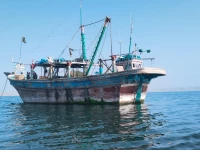 pakistan coast guards crack down on illegal fishing smuggling in balochistan