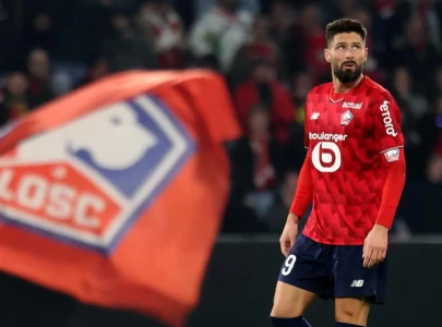giroud brace earns lille win over paris fc in ligue 1