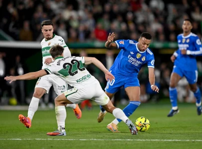 real madrid drop points at elche atletico scrape win real madrid drop points at elche atletico scrape win