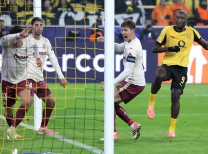 dortmund cruise past 10 man villarreal in champions league dortmund cruise past 10 man villarreal in champions league