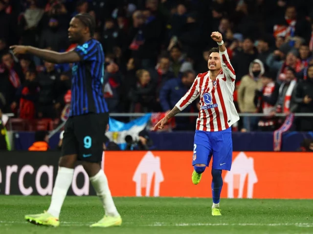 atletico madrid s jose maria gimenez celebrates scoring their second goal photo reuters