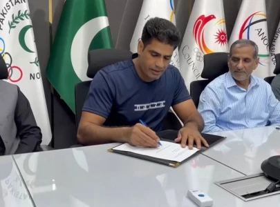 arshad nadeem kishmala talat among 8 pakistan athletes awarded la28 scholarships arshad nadeem kishmala talat among 8 pakistan athletes awarded la28 scholarships