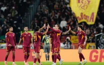 table toppers roma face napoli and serie a title test