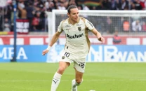thauvin double sends lens top of ligue 1 for 1st time in 21 years
