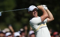 struggling mcilroy pulls in crowds as three share australian open lead struggling mcilroy pulls in crowds as three share australian open lead