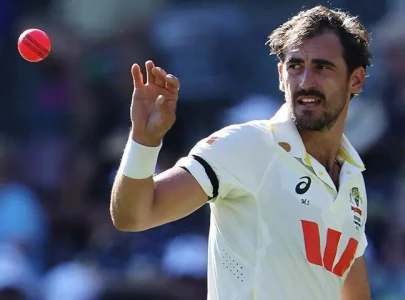 starc surpasses wasim akram as most prolific left arm test bowler starc surpasses wasim akram as most prolific left arm test bowler