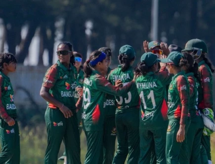 bangladesh women celebrate a wicket against pakistan photo pcb