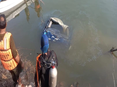 three dead as passenger van plunges into river jhelum