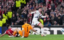 simon guides athletic to psg draw simon guides athletic to psg draw