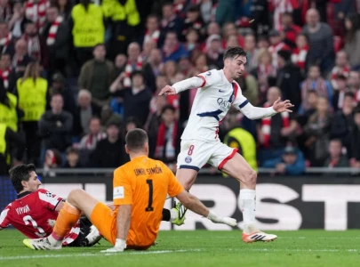 simon guides athletic to psg draw simon guides athletic to psg draw