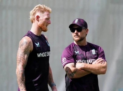 strauss warns against sacking stokes mccullum