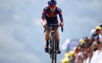 onley signs for ineos grenadiers