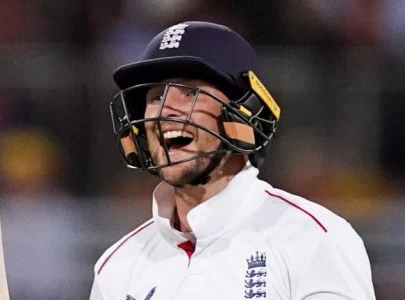 root says silly to change england management after ashes loss