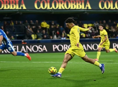 villarreal sink alaves to stay in la liga hunt