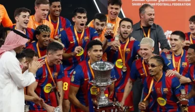 barcelona celebrate their 3 2 victory over real madrid photo afp