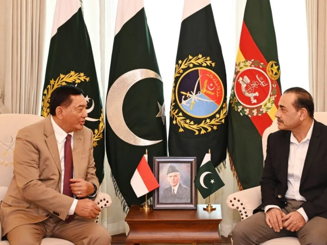 indonesian defence minister lieutenant general sjafrie sjamsoeddin retd and coas cdf field marshal asim munir meet at the general headquarters in rawalpindi on january 12 2026 photo ispr indonesian defence minister lieutenant general sjafrie sjamsoeddin retd and coas cdf field marshal asim munir meet at the general headquarters in rawalpindi on january 12 2026 photo ispr