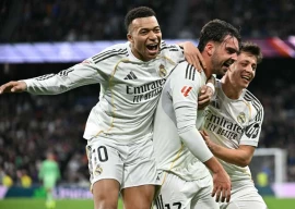 real madrid overcome bernabeu boos to record arbeloa s first win