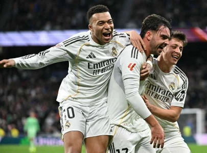 real madrid overcome bernabeu boos to record arbeloa s first win