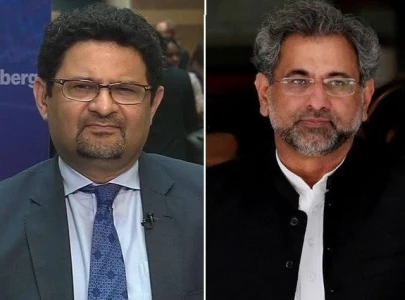 shahid khaqan miftah ismail to join sit in over imran khan s health outside parliament