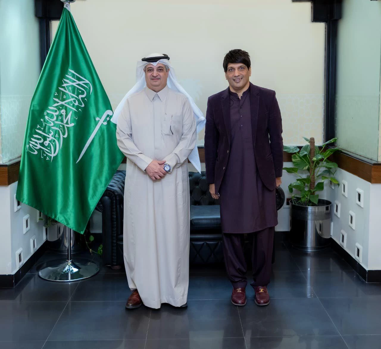 syed mohsen gilani president of the pakistan football federation is meeting nawaf bin saeed al maliki ambassador of saudi arabia to pakistan
