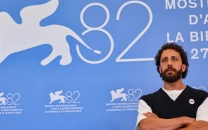 palestinian actor says he can t attend oscars because of us travel ban palestinian actor says he can t attend oscars because of us travel ban