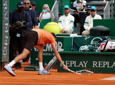 medvedev thrashed at monte carlo