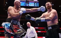fury outpoints makhmudov