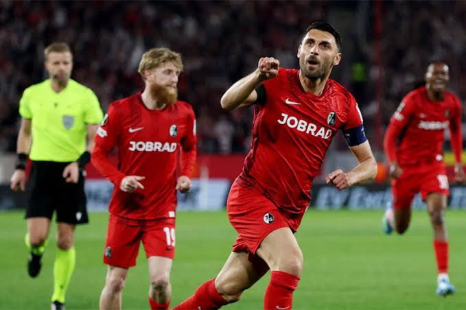 Freiburg target first major trophy in maiden European final against Aston Villa