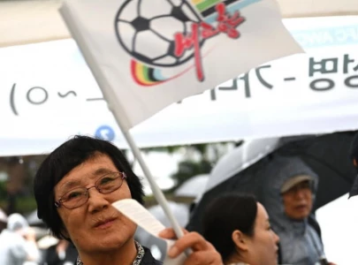 south korea coach hurt by support for north team south korea coach hurt by support for north team