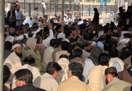 protesters block quetta s airport road outside ba mall on sunday photo by author