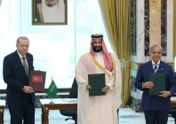 turkish president tayyip erdogan saudi crown prince mohammed bin salman and prime minister shehbaz sharif pose after signing a joint defence agreement in makkah saudi arabia on august 7 2026 photo reuters
