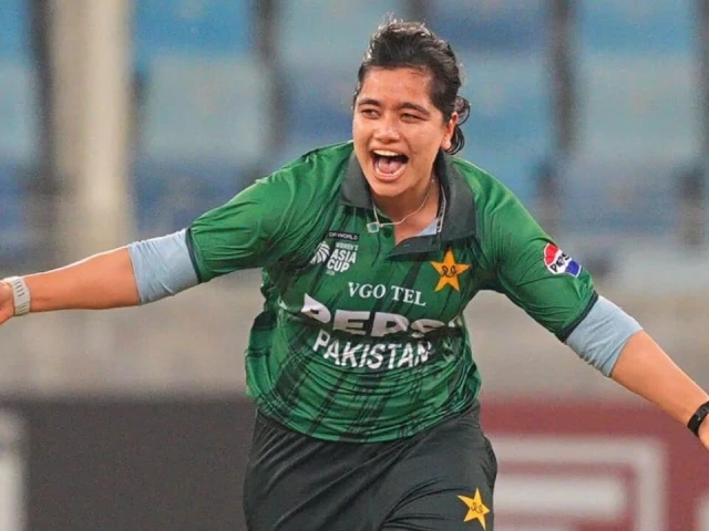 Pakistan down Thailand to reach Asian Games semis