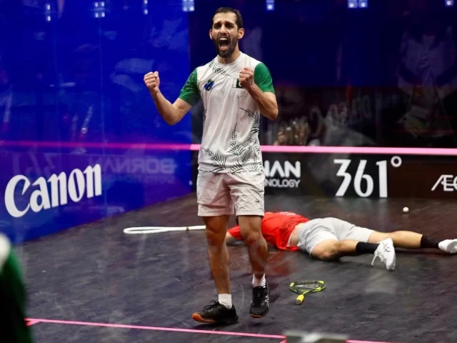 Pakistan down Hong Kong to move into men’s team squash final