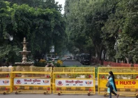 delhi shuts metro stations restricts traffic ahead of new protest against election chief delhi shuts metro stations restricts traffic ahead of new protest against election chief