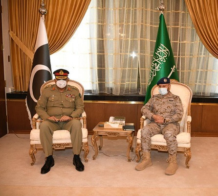 chief of army staff coas general qamar javed bajwa emphasized the need to further enhance military to military cooperation between the two armed forces photo ispr