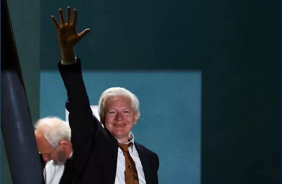 passionate welcome for wikileaks founder julian assange in australia after 14 year legal battle passionate welcome for wikileaks founder julian assange in australia after 14 year legal battle