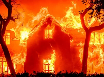 climate change fuels devasting los angeles wildfires experts warn climate change fuels devasting los angeles wildfires experts warn