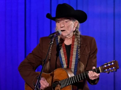 willie nelson s july 4 picnic in austin to go on despite storm damage