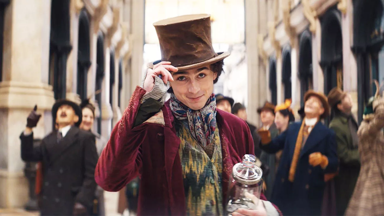 timothee chalamet debuts as wonka in prequel s first trailer timothee chalamet debuts as wonka in prequel s first trailer