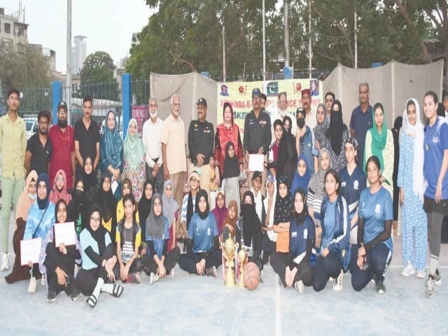 winners and runner up teams of shuhada e traffic police trophy basketball tournament are seen with secretary police sports board muhammad saeed along with shahida parveen kiyani and ghulam mohammad khan after the final photo app winners and runner up teams of shuhada e traffic police trophy basketball tournament are seen with secretary police sports board muhammad saeed along with shahida parveen kiyani and ghulam mohammad khan after the final photo app