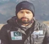 pakistani scales everest pakistani scales everest
