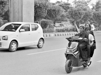 women break free on two wheels women break free on two wheels