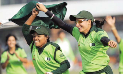 lecture famous olympian encourages women to participate in sports