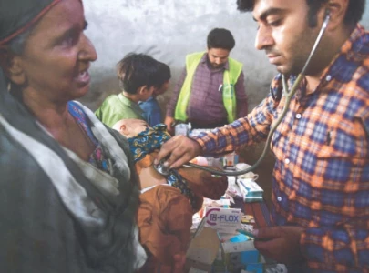 0 5m women suffer from blindness in pakistan