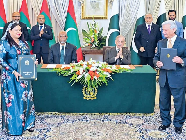 pakistan maldives sign 20 mous target 200m trade pakistan maldives sign 20 mous target 200m trade